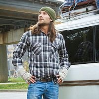 Fotoğraf Zach McGowan