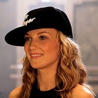 Fotoğraf Nichola Burley