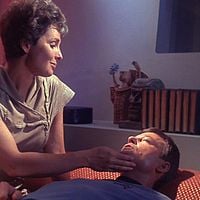 Fotoğraf DeForest Kelley