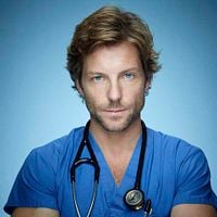 Fotoğraf Jamie Bamber