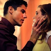 Fotoğraf Melissa Roxburgh