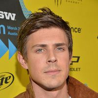 Fotoğraf Chris Lowell