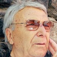 Fotoğraf Memduh Ün