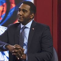 Fotoğraf Norm Lewis