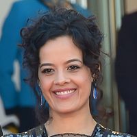 Fotoğraf Maeve Jinkings