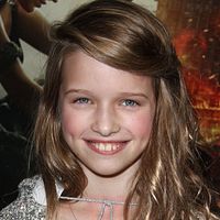 Fotoğraf Ever Anderson