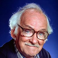Fotoğraf Barnard Hughes
