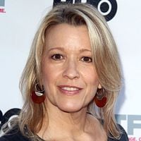 Fotoğraf Linda Emond