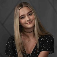Fotoğraf Lizzy Greene