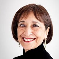 Fotoğraf Madhur Jaffrey