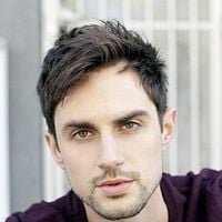 Fotoğraf Andrew J. West