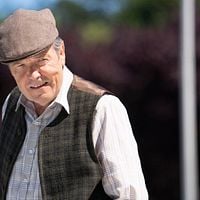 Fotoğraf Tom McBeath