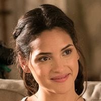 Fotoğraf Adria Arjona