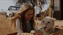 Mia and the White Lion Orijinal Fragman görüntüsü