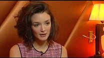 Charlotte Le Bon Altyazılı Röportaj görüntüsü
