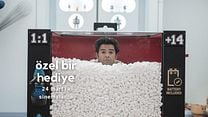 Özel Bir Hediye Altyazılı Fragman görüntüsü