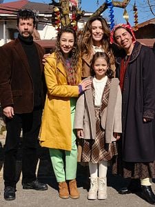 Yeni Hayat Sezon 1 posteri