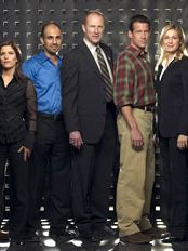 Threat Matrix Sezon 1 posteri