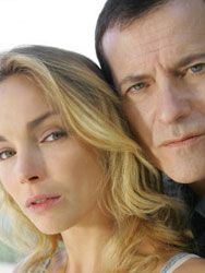 Le Maître du Zodiaque Sezon 1 posteri