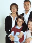 Mis adorables vecinos Sezon 4 posteri