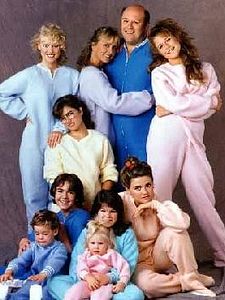 Just the Ten of Us Sezon 3 posteri