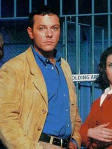 Crime Traveller Sezon 1 posteri