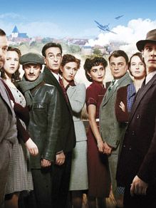 Un Village Français Sezon 7 posteri