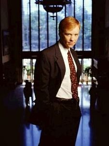 Michael Hayes Sezon 1 posteri