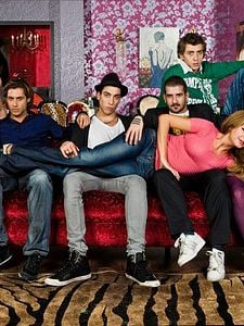 Artı 18 Sezon 1 posteri