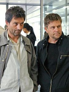 Les Hommes de coeur Sezon 1 posteri