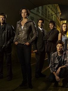 Missing Sezon 1 posteri