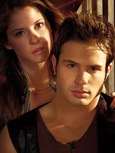 Hollywood Heights Sezon 1 posteri