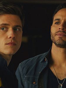 Graceland Sezon 3 posteri