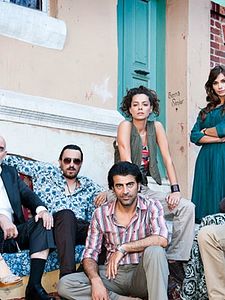 Ağır Roman Sezon 1 posteri