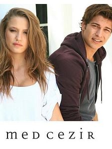 Medcezir Sezon 1 posteri