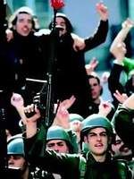 Nisan Devrimi posteri