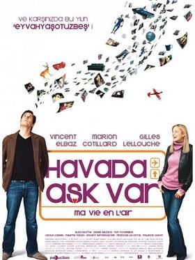 Havada Aşk Var posteri