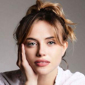 Fotoğraf Charlotte McKee