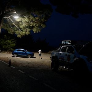 Fotoğraf Karanlıktan Kaçış