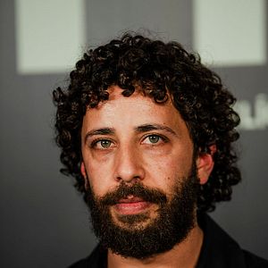 Fotoğraf Motaz Malhees