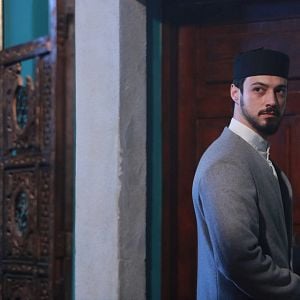 Fotoğraf Kızıl Goncalar