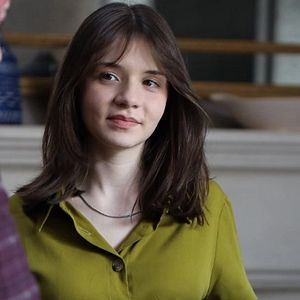 Fotoğraf Kızıl Goncalar