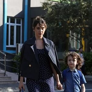 Fotoğraf Üç Kız Kardeş