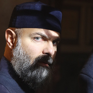 Fotoğraf Kızıl Goncalar