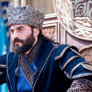 Fotoğraf Aşk ve Taht