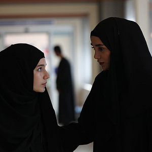 Fotoğraf Kızıl Goncalar