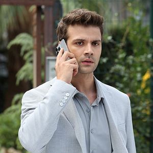 Fotoğraf Aynadaki Yabancı