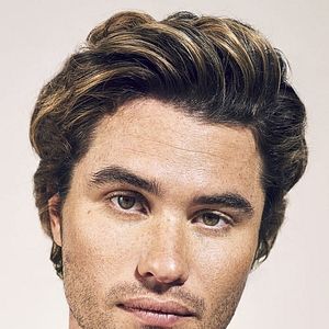 Fotoğraf Chase Stokes