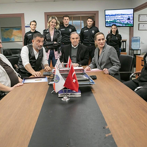 Fotoğraf Arka Sokaklar