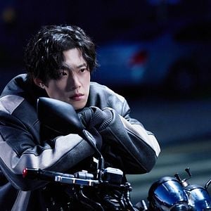 Fotoğraf The Old Woman with the Knife